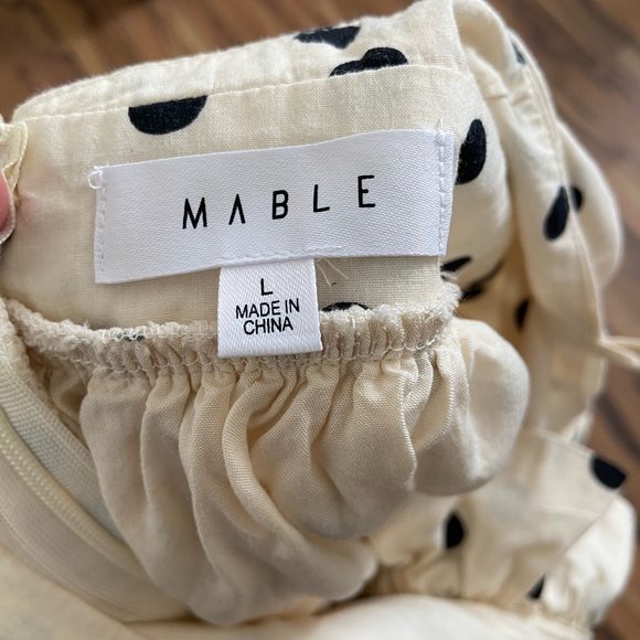 MABLE Gwendolyn Ruffle Top Polka Dot Romper Size Large - Picture 8 of 12